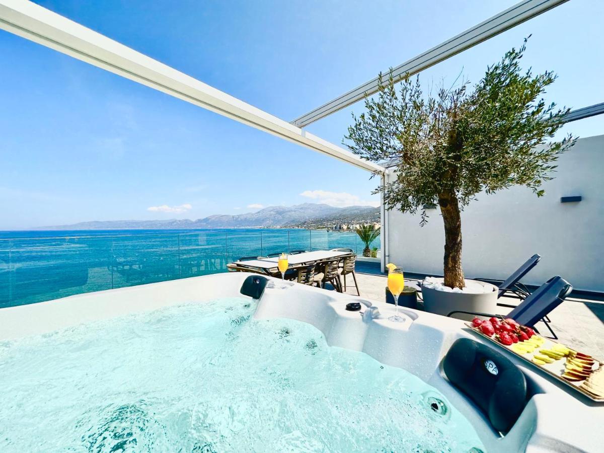 Skipper Beachfront Suites Chersonissos Buitenkant foto