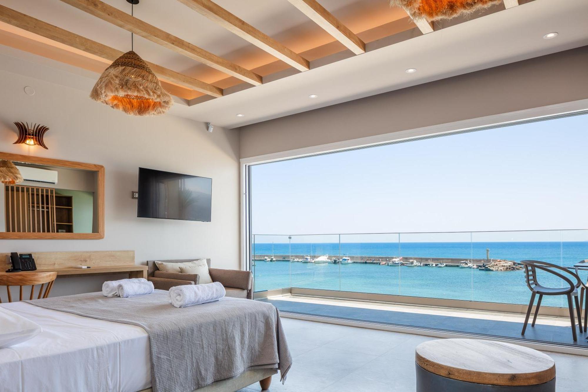 Skipper Beachfront Suites Chersonissos Buitenkant foto